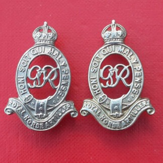 The Royal Horse Artillery - King's Crown White Metal Collar Badges.