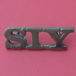 The Shropshire Imperial Yeomanry - Cast Gilding Metal Shoulder Title.