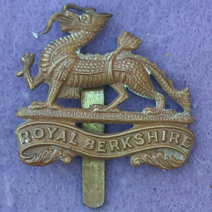 Die Struck Gilding Metal Cap Badge - The Royal Berkshire Regiment