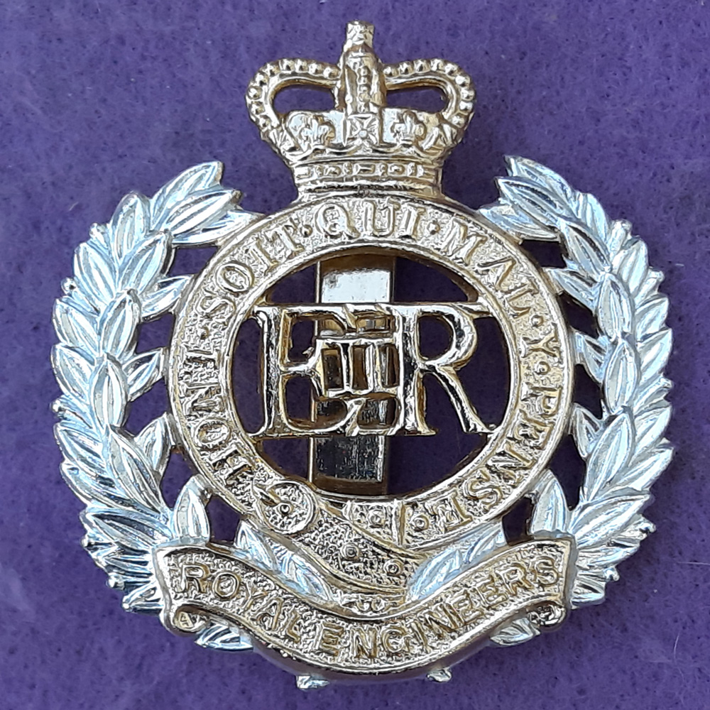 The Royal Engineers (1 Piece) G&S Anodised Cap Badge – Steady The Buffs ...