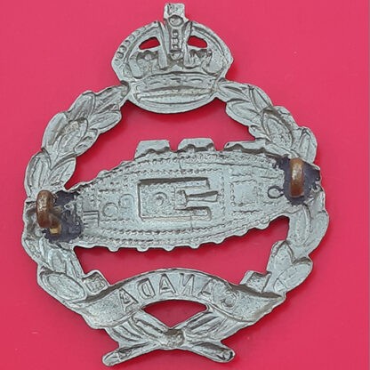 Canadian Armoured Vehicles Training Centre - White Metal Kings Crown Cap Badge - Image 2