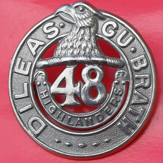 (Canada) 48th Highlanders - White Metal Cap Badge