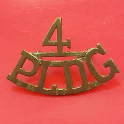 (Canada) 4th Princess Louise Dragoon Guards - Gilding Metal Shoulder Title
