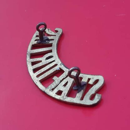 (Canada) The Seaforth Highlanders - Gilding Metal Shoulder Title - Image 2