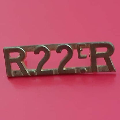 (Canada) The Royal 22e Regiment - Gilding Metal Shoulder Title