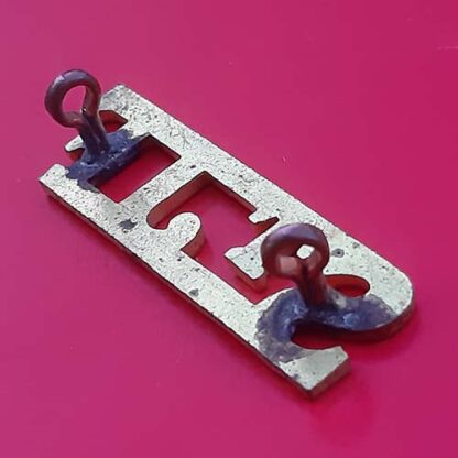 (Canada) Le Regiment De Montmagny - Gilding Metal Shoulder Title - Image 2