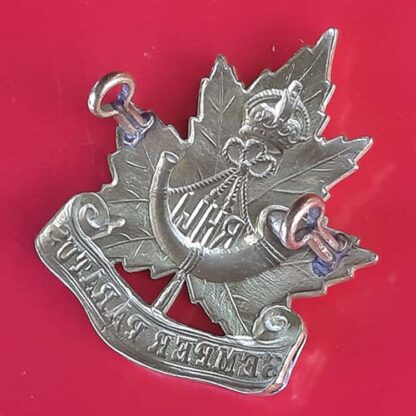 (Canada) The Royal Hamilton Light Infantry - King's Crown Bi-Metal Cap Badge - Image 2