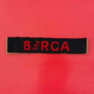 (Canada) The 8th Light Anti-Aircraft Regiment Royal Canadian Artillery - Cloth Shoulder Flash