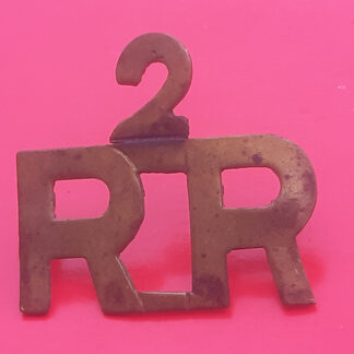 The 2nd Rhodesia Regiment - Gilding Metal Shoulder Title