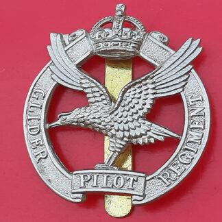 Glider Pilot Regiment - King's Crown White Metal Cap Badge