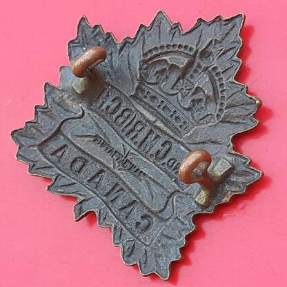 (Canada) The 2nd Regiment Canadian Mounted Rifles (B.C.H) - King's Crown Gilded Metal Cap Badge - Image 2
