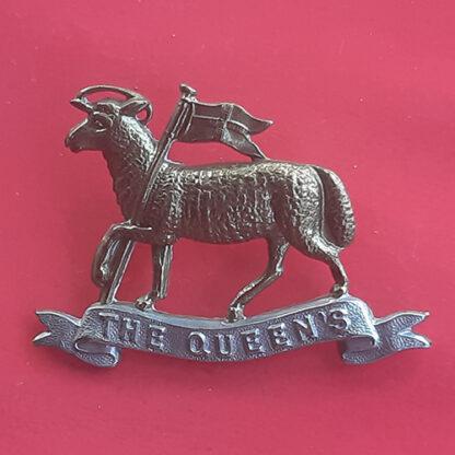The Queen's Regiment - Bi-Metal Cap Badge