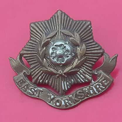 The East Yorkshire Regiment - Edwardian Bi-Metal Cap Badge
