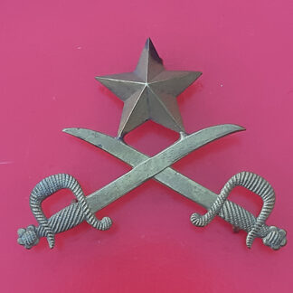 (India) Crossed Swords - Die Struck Gilding Metal Trade Badge