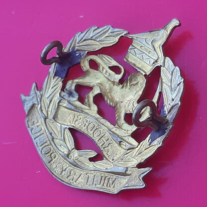 Rhodesia Military Police - Gilding Metal Cap Badge - Image 2