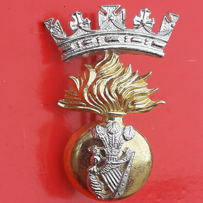 The Royal Irish Rangers - Silver & Gold Anodised Kilt Badge