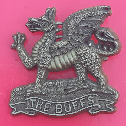 The Buffs Regiment - WW2 Plastic Economy Cap Badge