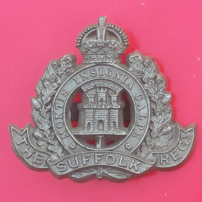 The Suffolk Regiment - WW2 Plastic Economy Cap Badge