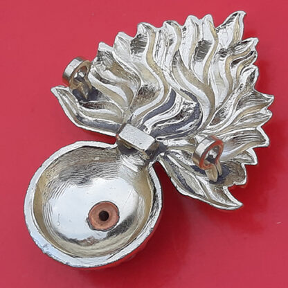 The Fusilier Brigade - Lugged Silver & Gold Cap Badge - Image 2