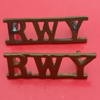 Royal Wiltshire Yeomanry - Gilding Metal Shoulder Titles