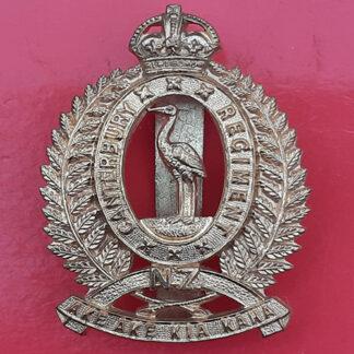 (New Zealand) The Canterbury Regiment - King's Crown Gilding Metal Cap Badge