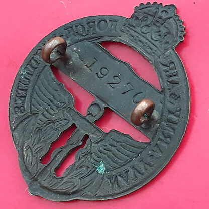 Navy, Army & Air Force Institution (N.A.A.F.I) - Voided Bronzed Cap Badge - Image 2