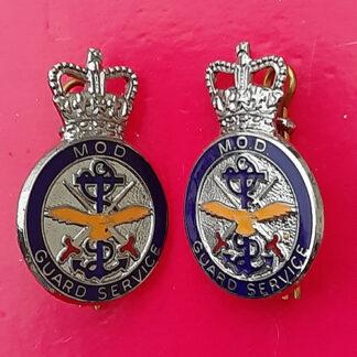 The Ministry Of Defence Guard Service - Metal Collar Badges