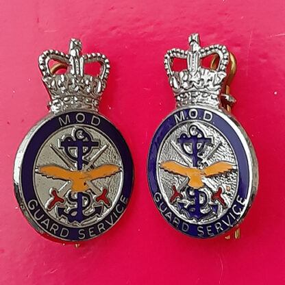 The Ministry Of Defence Guard Service - Metal Collar Badges