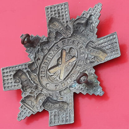The 9th Battalion Highland Light Infantry (Glasgow Highlanders) - King's Crown White Metal Cap Badge - Image 2