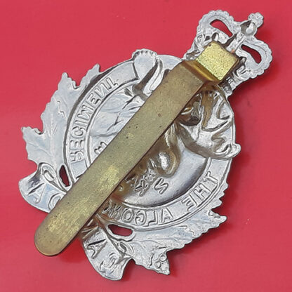 (Canada) The Algonquin Regiment - Queen's Crown White Metal Cap Badge - Image 2