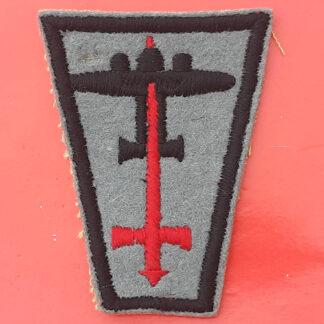 1st Anti Aircraft Division - 2nd Pattern Woven Cloth Formation Badge