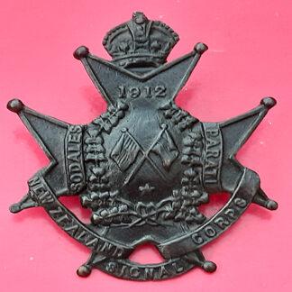 (New Zealand) The New Zealand Signal Corps - King's Crown WW1 Bronzed Cap Badge
