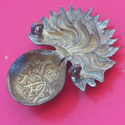 The Grenadier Guards - King's Crown Sergeants's Gilding Metal Cap Badge - Image 2