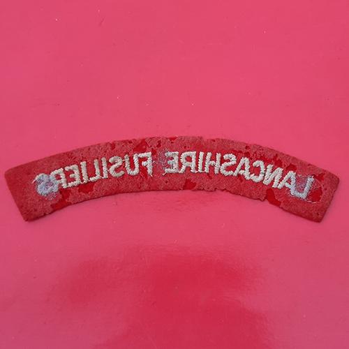 The Lancashire Fusiliers - Cloth Shoulder Title - Image 2