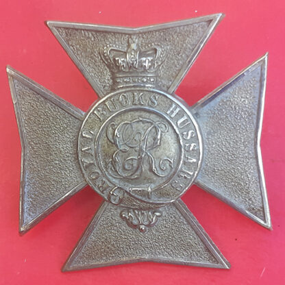 The Royal Bucks Hussars Imperial Yeomanry - Queen Victoria's Crown White Metal Cap Badge