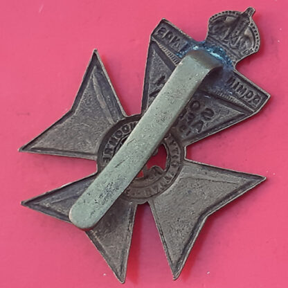 6th Battalion City Of London Regiment - King's Crown Blackened Brass Cap Badge - Image 2