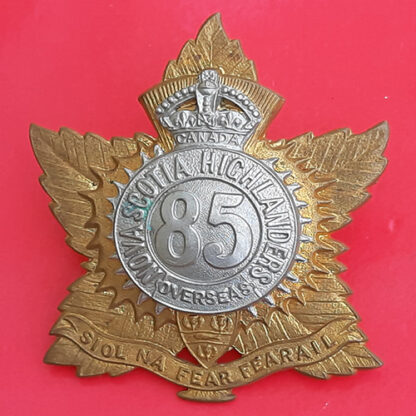 (Canada) 85th Infantry Battalion (Nova Scotia Highlanders) - King's Crown Bi-Metal Cap Badge