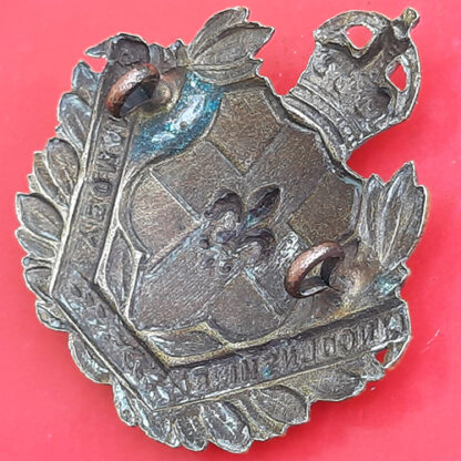 The Lincolnshire Yeomanry - King's Crown Gilding Metal Cap Badge - Image 2
