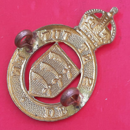 The Essex Yeomanry - King's Crown Gilding Metal Cap Badge - Image 2