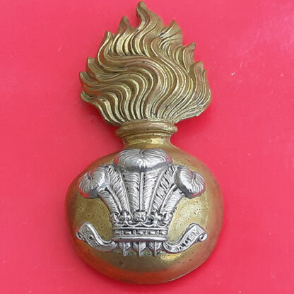 The Royal Welsh Fusiliers - NCO's Bi-Metal Fur Cap Grenade