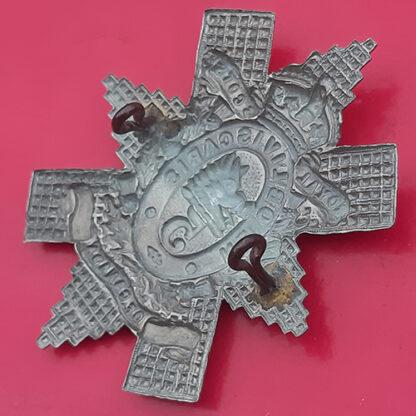 (Canada) The 5th Royal Scots Of Canada - King's Crown White Metal Cap Badge - Image 2