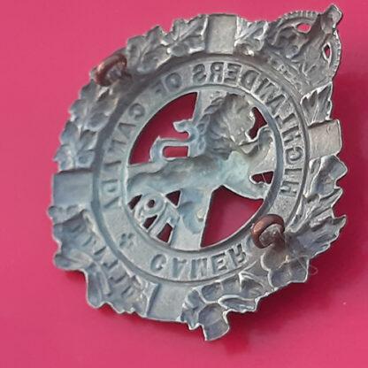 (Canada) The 79th Cameron Highlanders Militia Of Canada - White Metal Cap Badge - Image 2