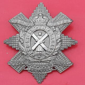 (Canada) The Black Watch Of Canada (Royal Highlanders) - King's Crown White Metal Cap Badge