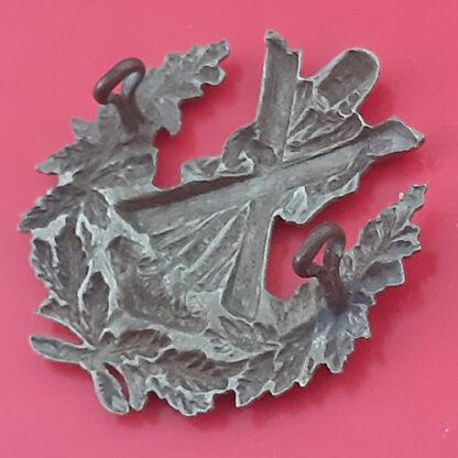Cameron Highlanders - White Metal Humel Cap Badge - Image 2