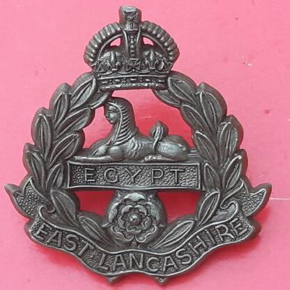 The East Lancashire Regiment - WW2 Plastic Cap Badge