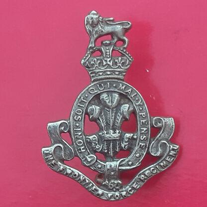 (India) The Frontier Force Regiment - King's Crown White Metal Cap Badge