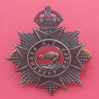 (New Zealand) Permanent Staff - King's Crown Bronzed Cap Badge