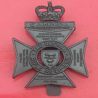 (Canada) The Regina Rifle Regiment - Queen's Crown Blackened Cap Badge