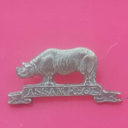 (India) The Assam Regiment - Cast White Metal Cap Badge