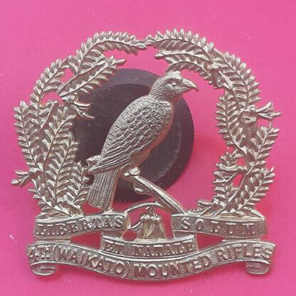 (New Zealand) The 4th (Waikato) Mounted Rifles  - Slouch Hat Gilt Cap Badge